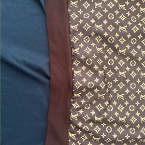 Louis Vuitton Brown and Gold Monogram Design